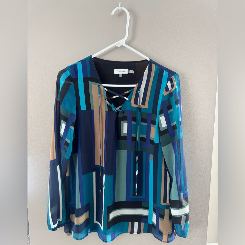 Calvin Klein Geometric Abstract Blouse